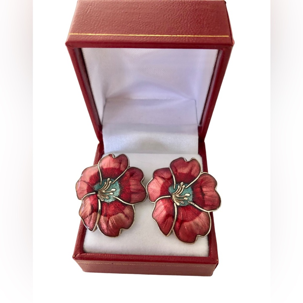 Vintage Flower Enamel Earrings
